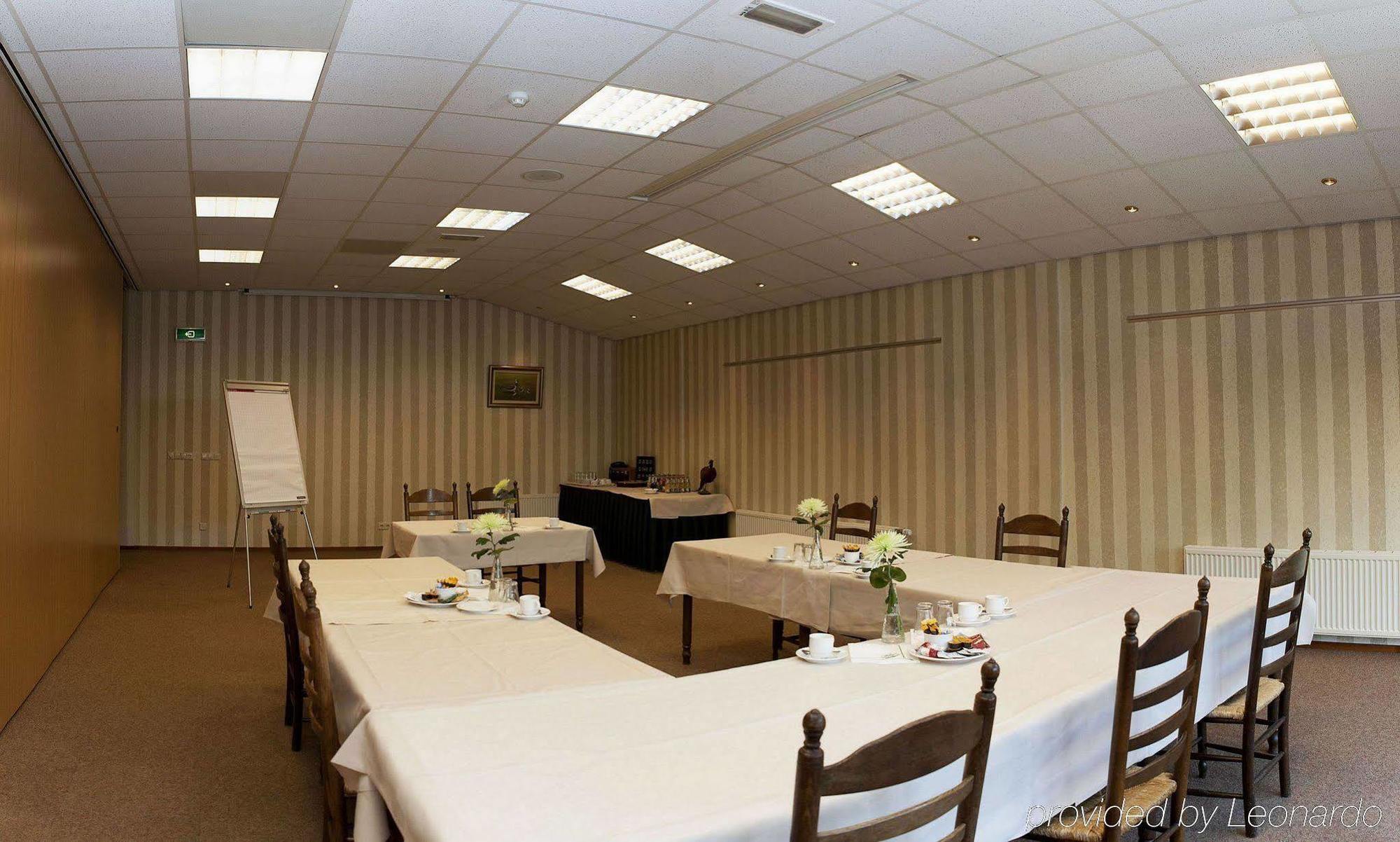 Hotel Sportsbar & Brasserie Dorhout Mees Biddinghuizen Exterior photo